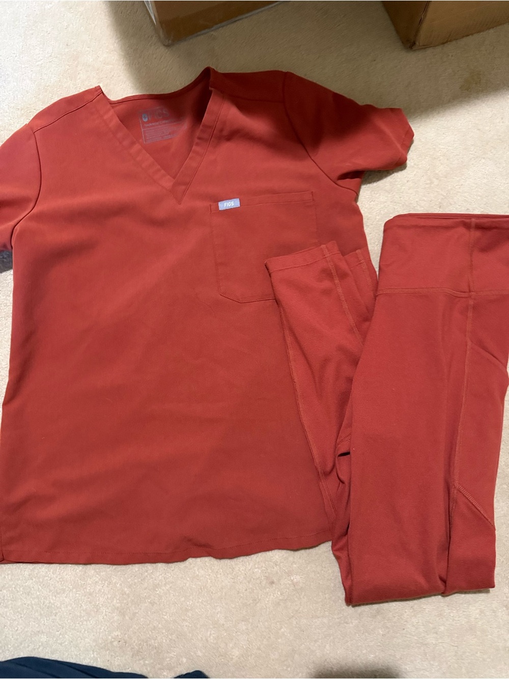 Figs Medium Scrub Set Auburn